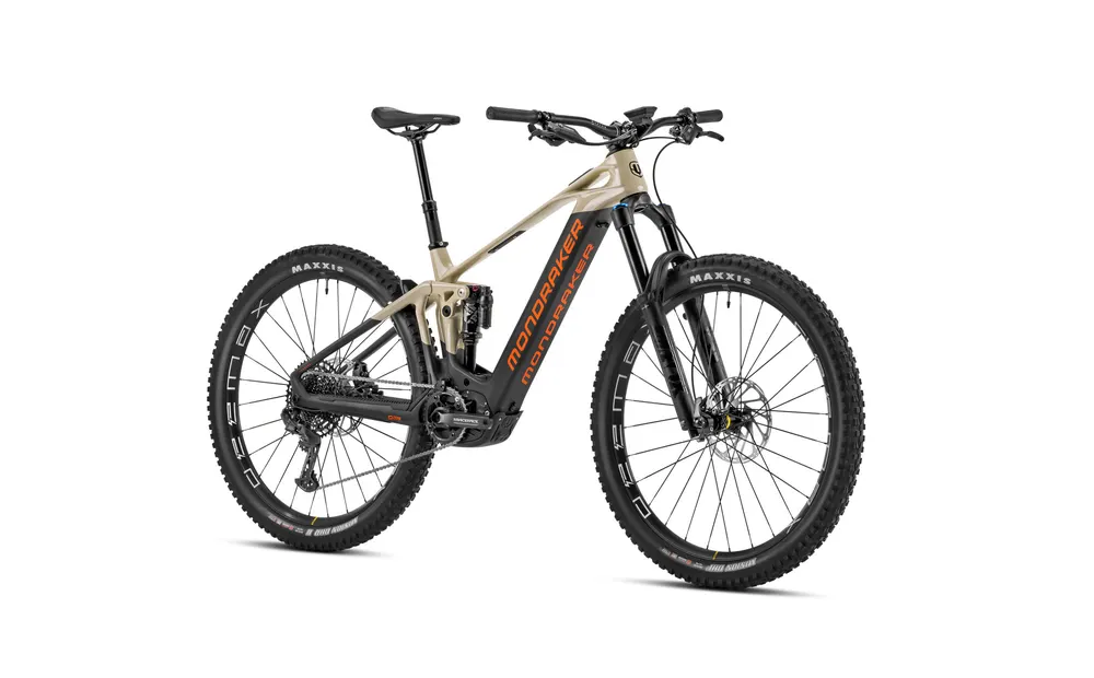 CRAFTY CARBON R 2023