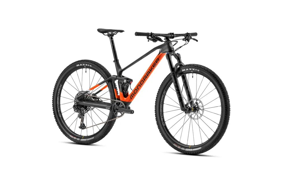 F-PODIUM CARBON