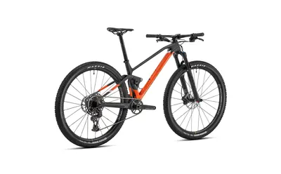 F-PODIUM CARBON, תמונה 2