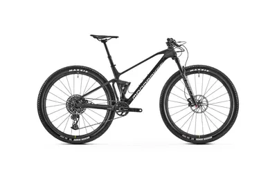 F-PODIUM CARBON DC R 2022, תמונה 2
