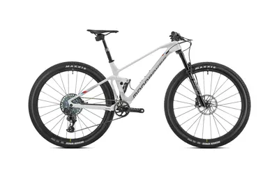 F-PODIUM CARBON DC RR 2023, תמונה 3