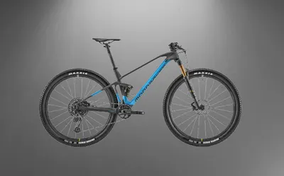 F-PODIUM CARBON R 2022, תמונה 2