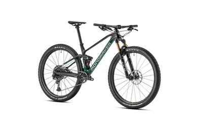 F-PODIUM CARBON R 2023